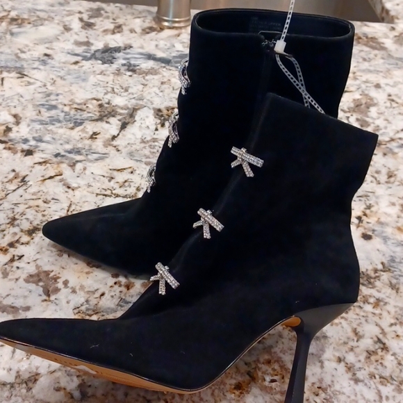 Gianni Bini Dalton Black Suede High Heeled Booties Crystal Bows SZ 6, 10, 11 - Picture 5 of 16